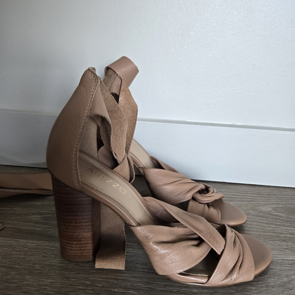 Arezzo Women's Tan Heeled Sandals